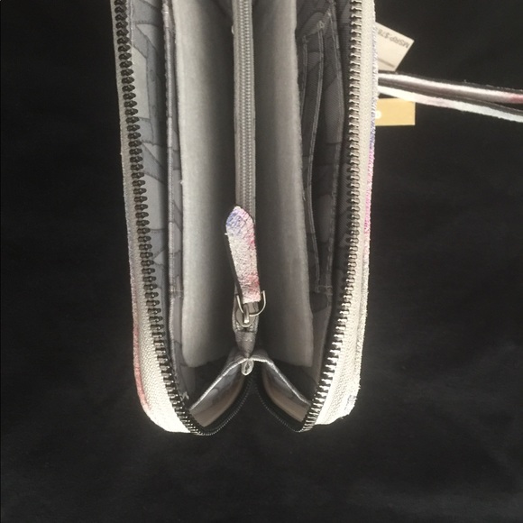 Aimee Kestenberg Dhena Wristlet Wallet Multi - Picture 6 of 9